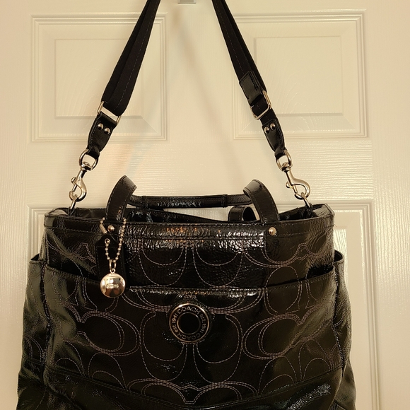 Coach Large Patent Leather Bag - Picture 8 of 14